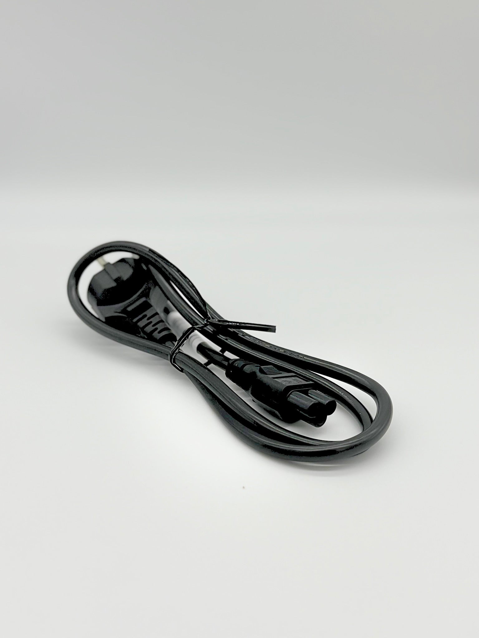 <strong>27.NE307.015</strong><br>Original Acer Stromkabel - CABLE.POWER.CORD.1M.125V.EUR+KOR.BLACK</br>