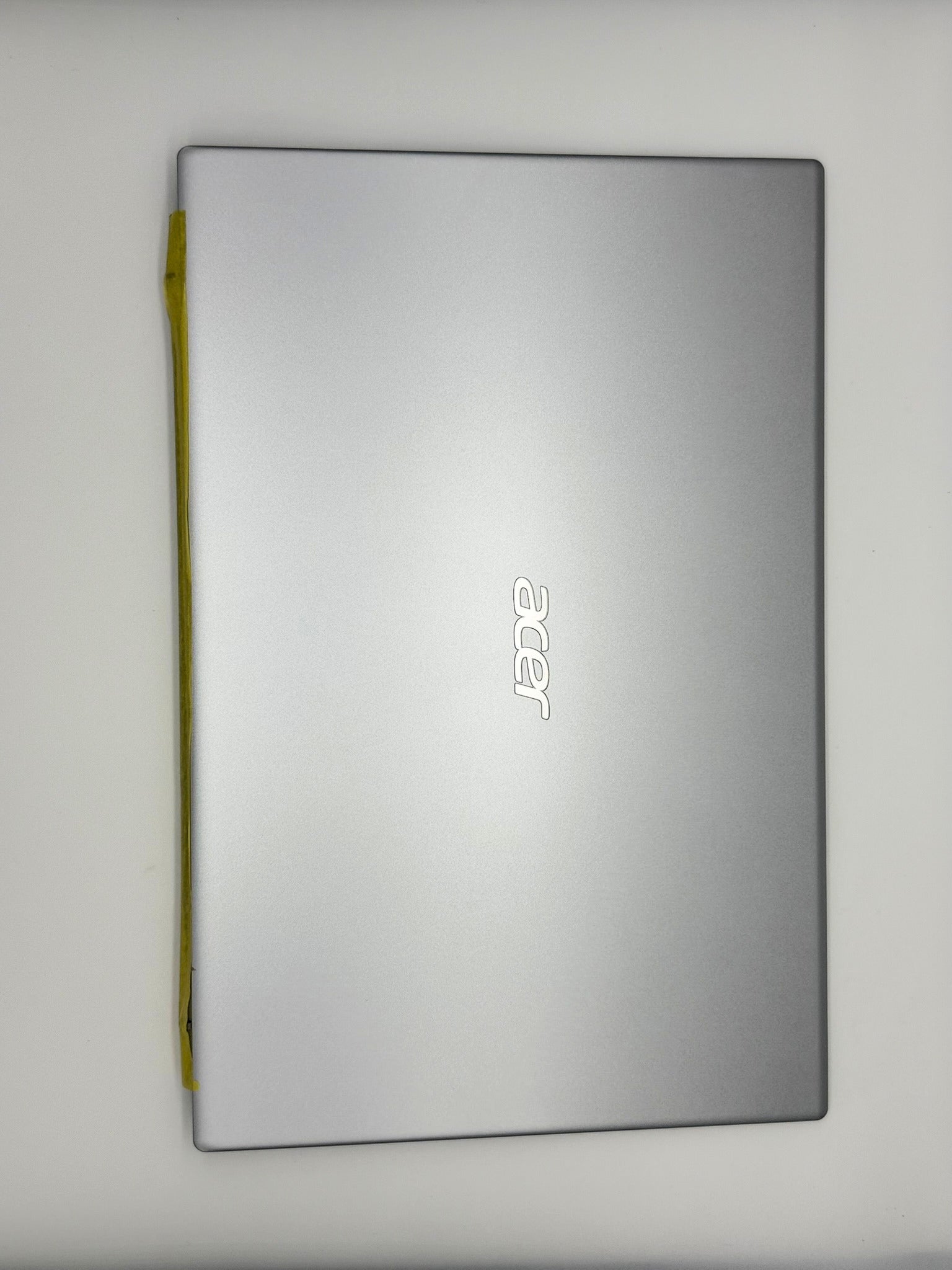 <strong>60.A6MN2.002</strong><br>Original Acer BIldschirmdeckel - COVER.SILVER.LCD</br>