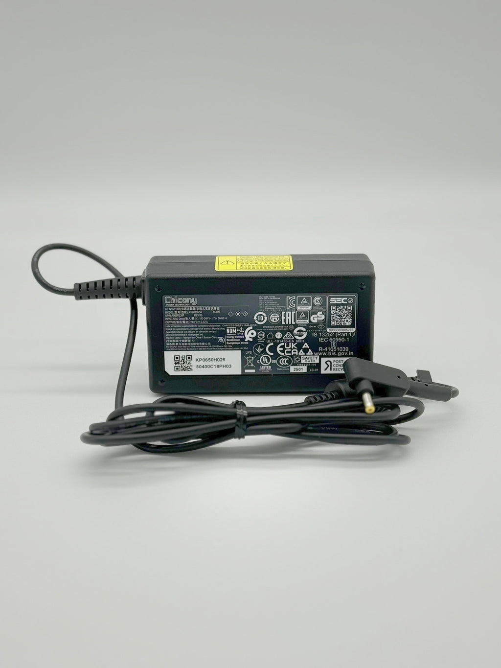 <strong>KP.0650H.025</strong><br>Original Acer Netzteil - ADAPTER.AC.65W.19V/3.42A.CHICONY</br>