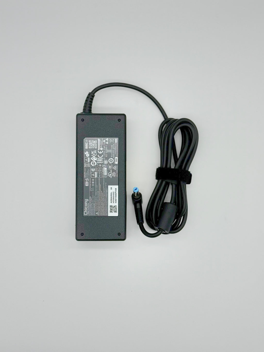 <strong>KP.0900H.002</strong><br>Original Acer Netzteil - AC ADAPTOR.90W.19.5V.BLACK</br>